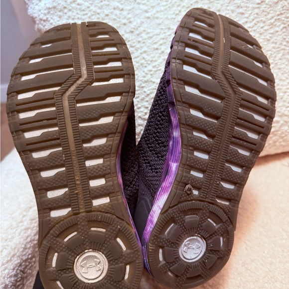 Under Armour Women's Running Shoes - Picture 5 of 6